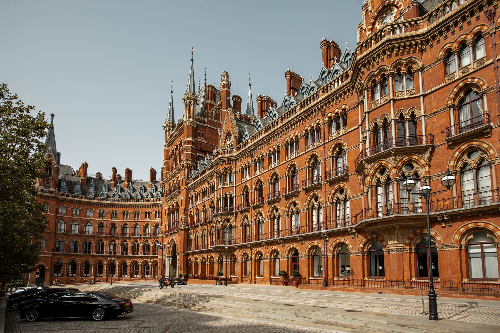 St Pancras Renaissance Hotel King's Cross London Travel Guide