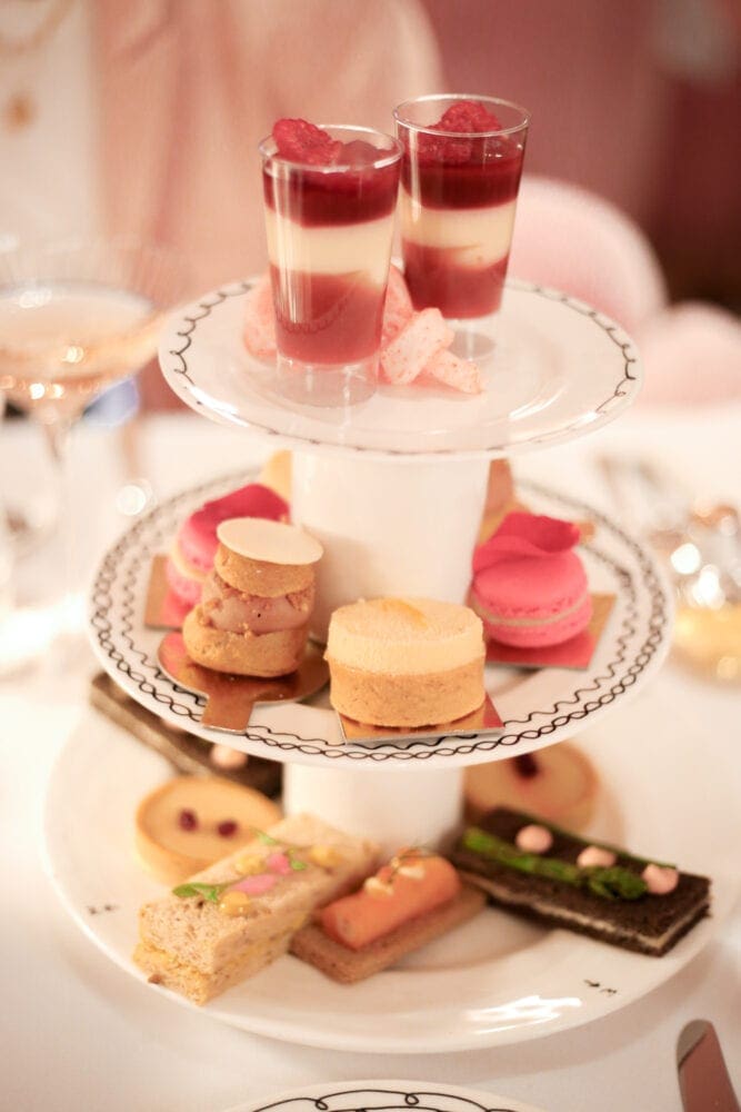 Sketch Instagram Afternoon Tea Mayfair London Guide Travel UK Blogger