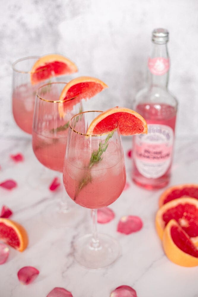 Grapefruit Rosemary Gin Spritz Cocktail Recipe Rose Lemonade Fentimans Prosecco