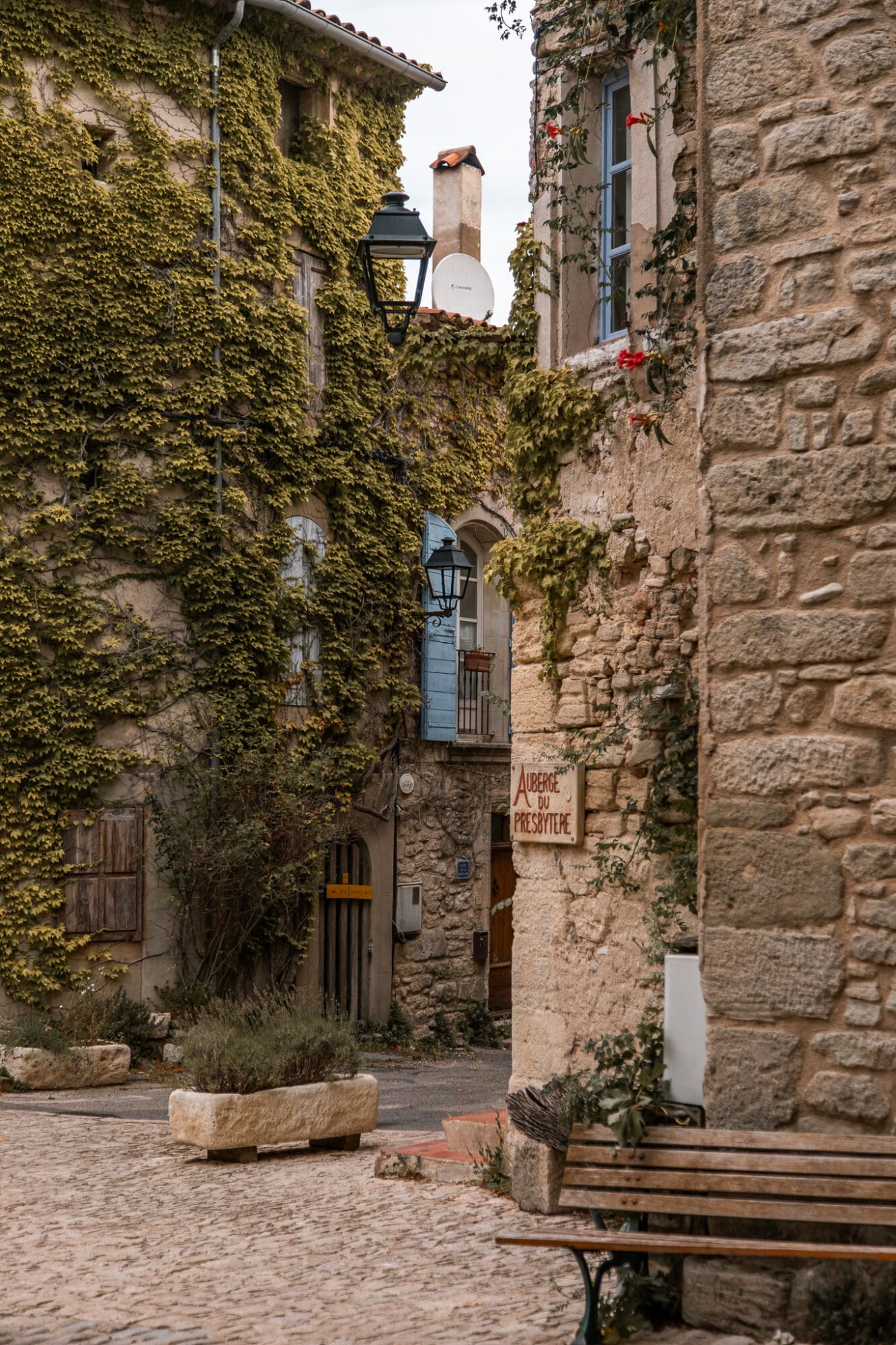 Prettiest Towns in Provence - Saignon, Luberon, France