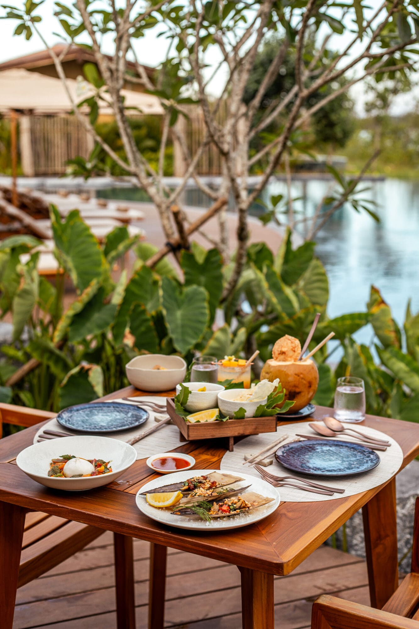 Fisherman Poolside Lunch at Namia River Retreat
