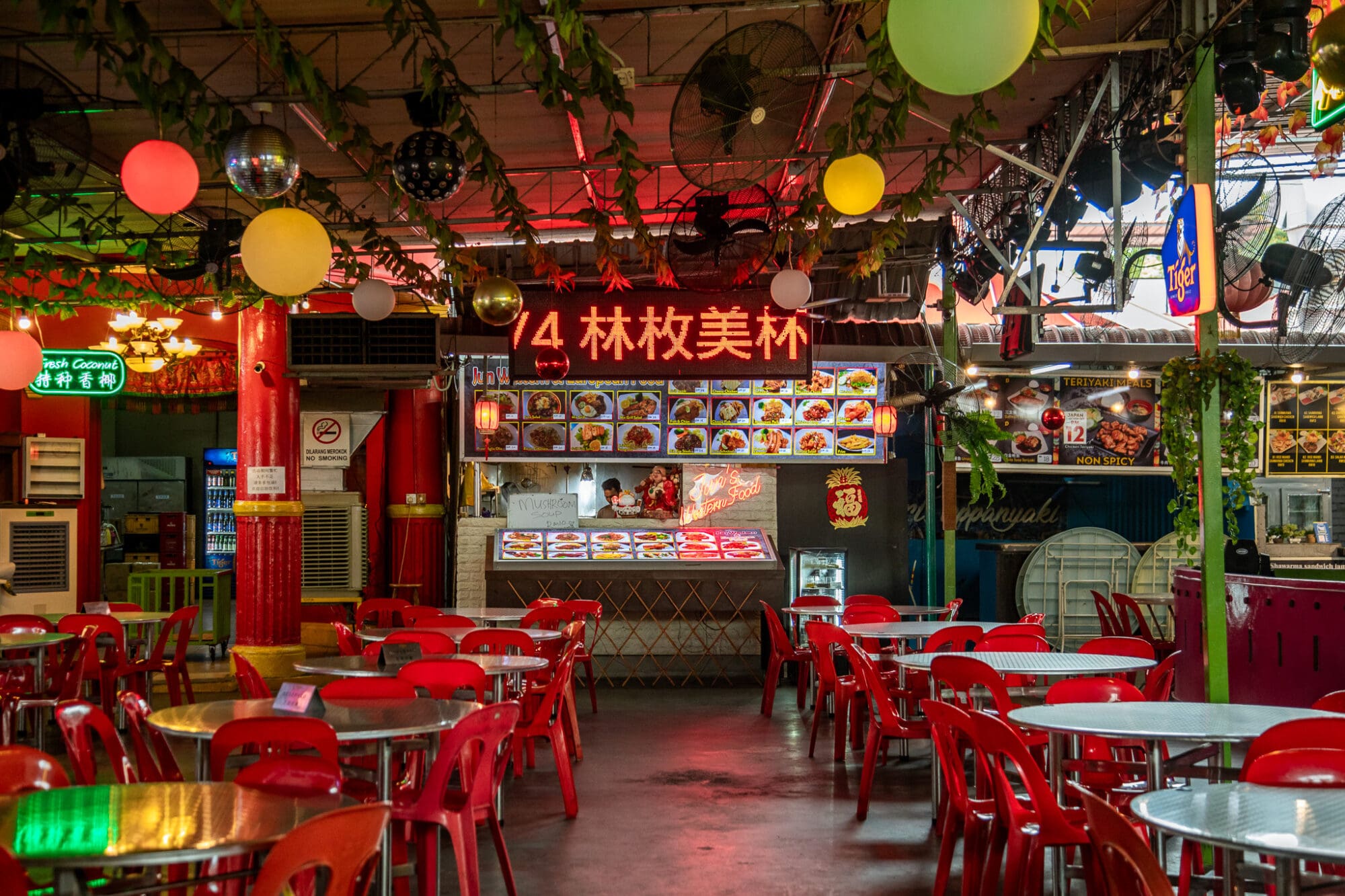 Red Garden Food Paradise George Town Penang Malaysia Interior Where to eat in George Town