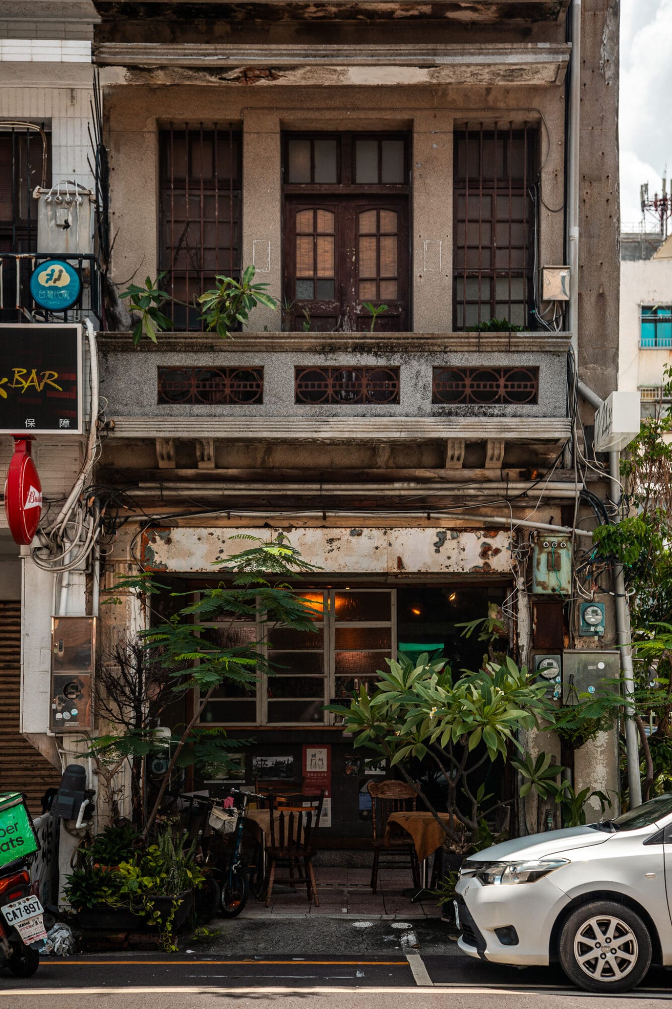 My Beverages Vintage Cafe Tainan Exterior