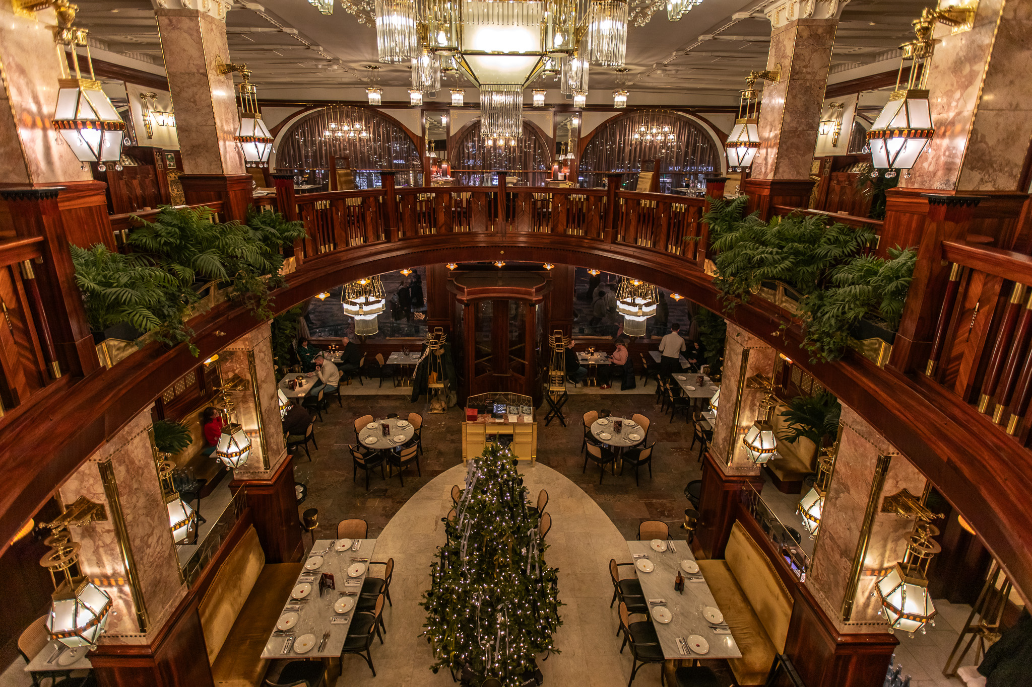 Le Petit Beef Bar Prague Restaurant Interiors Christmas Tree Art Deco Dining Room