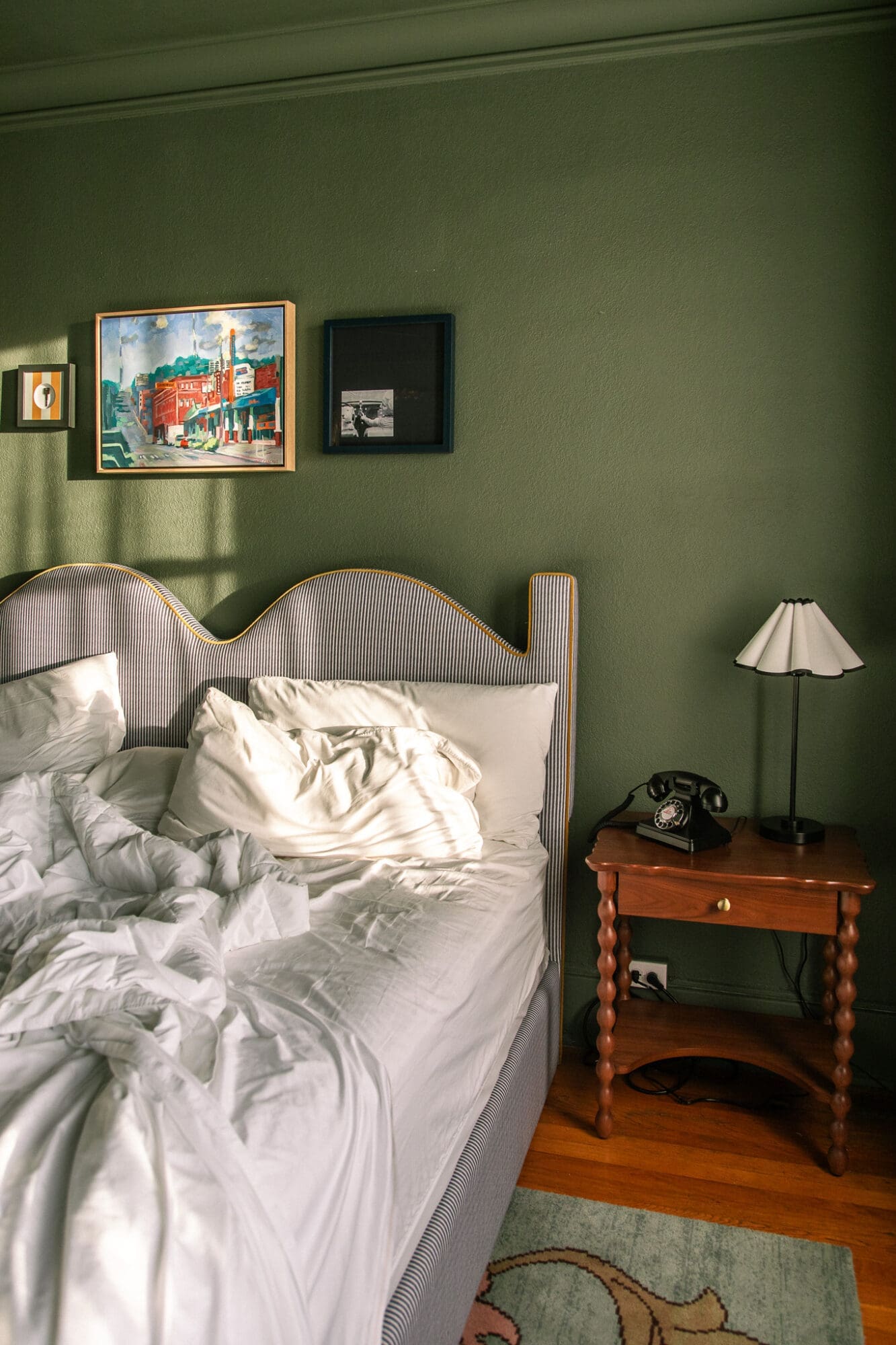 Marqueen hotel Review where to stay hotels in Seattle