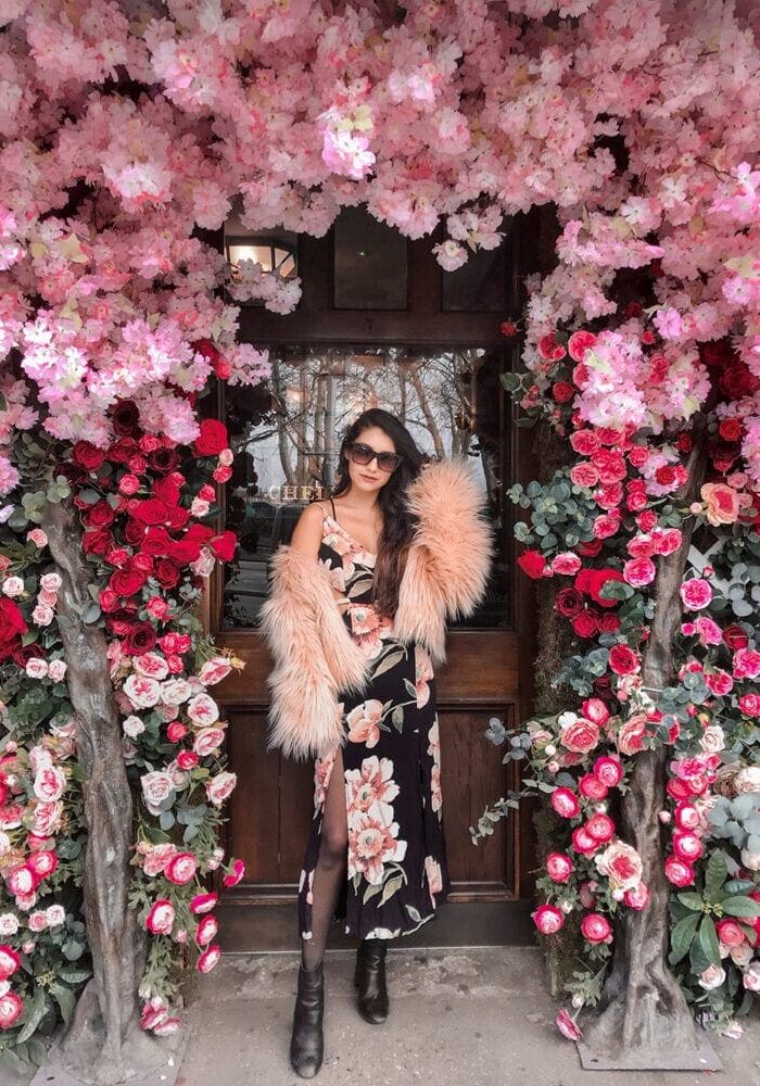 Anoushka Probyn UK London Fashion Blogger Chelsea Kings Road Guide The Ivy Garden Instagram Locations Pastel London